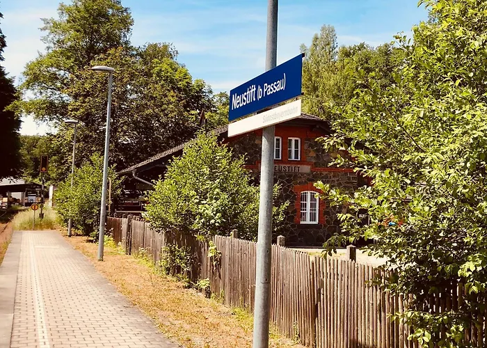 Charmantes Apartment - Fuer 2-4 Personen - Modern, Ruhig, Parkplatz