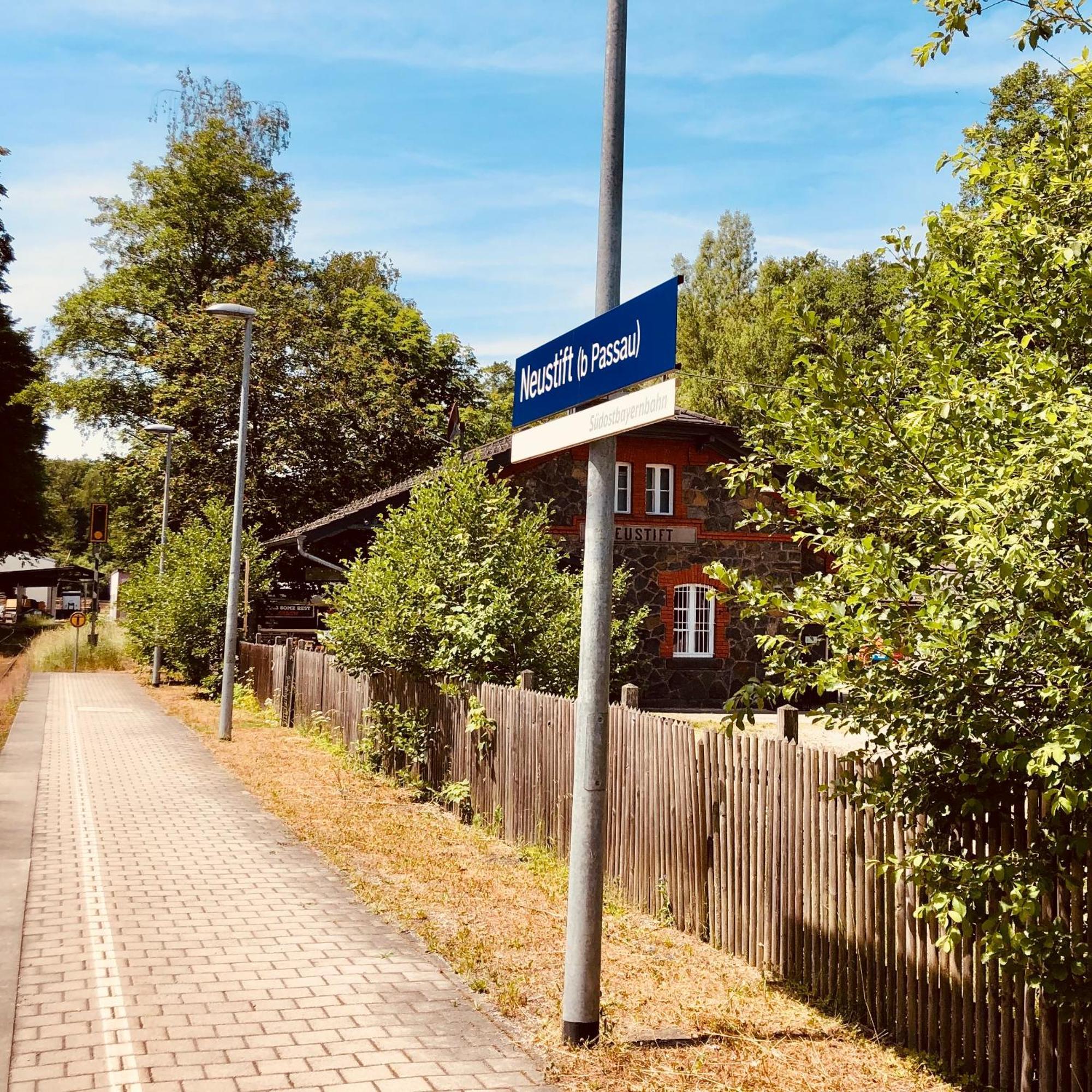 Charmantes - Fuer 2-4 Personen - Modern, Ruhig, Parkplatz Lejlighed *